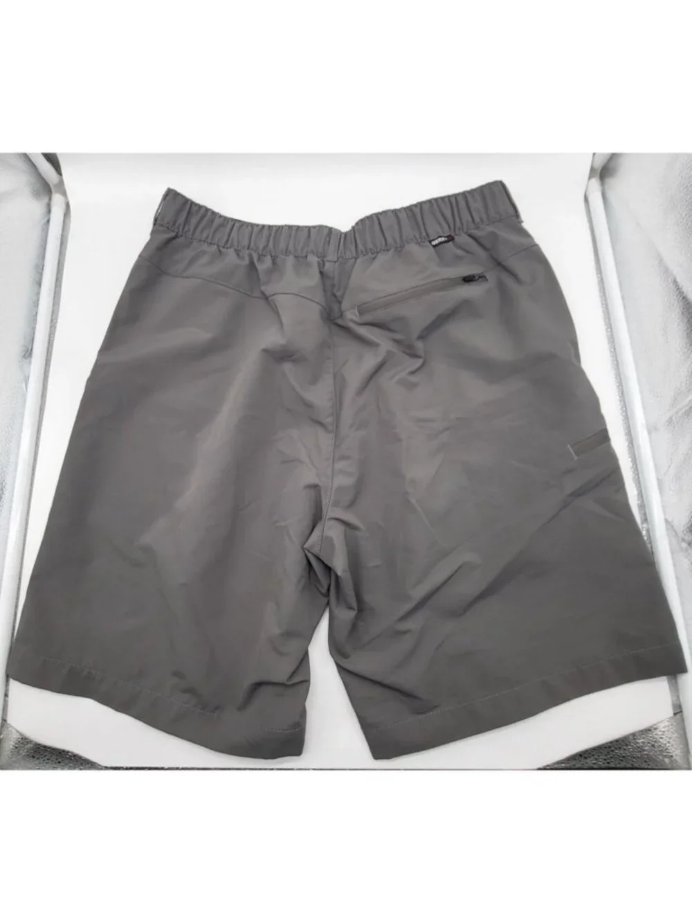 Gerry Men's SZ 34 Gray Tech Shorts Hiking Outdoor Athleisure Zip Pockets - Picture 10 of 10